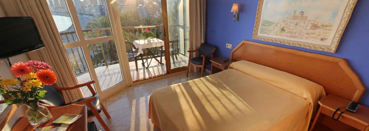 Hotel Colon Бенідорм Екстер'єр фото